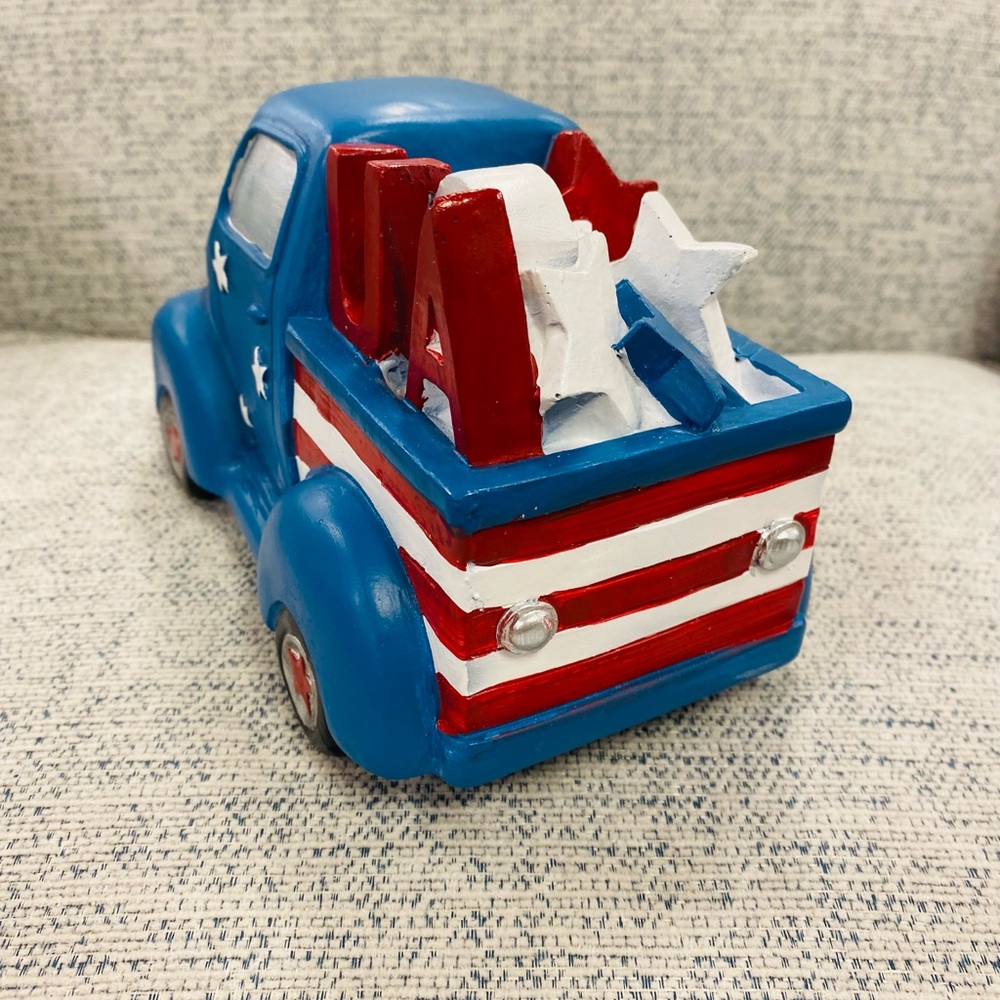 Patriotic 4th of July USA blue red white truck - Picture 6 of 11